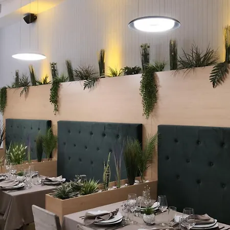 Pollock Hotel, Hotel 4*