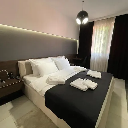 Pollock Hotel, Hotel 4*