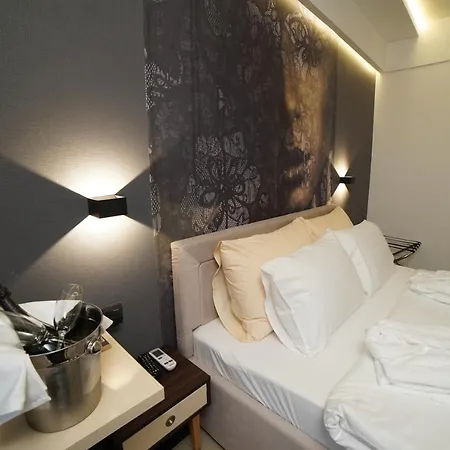 Pollock Hotel, Ribarska Banja